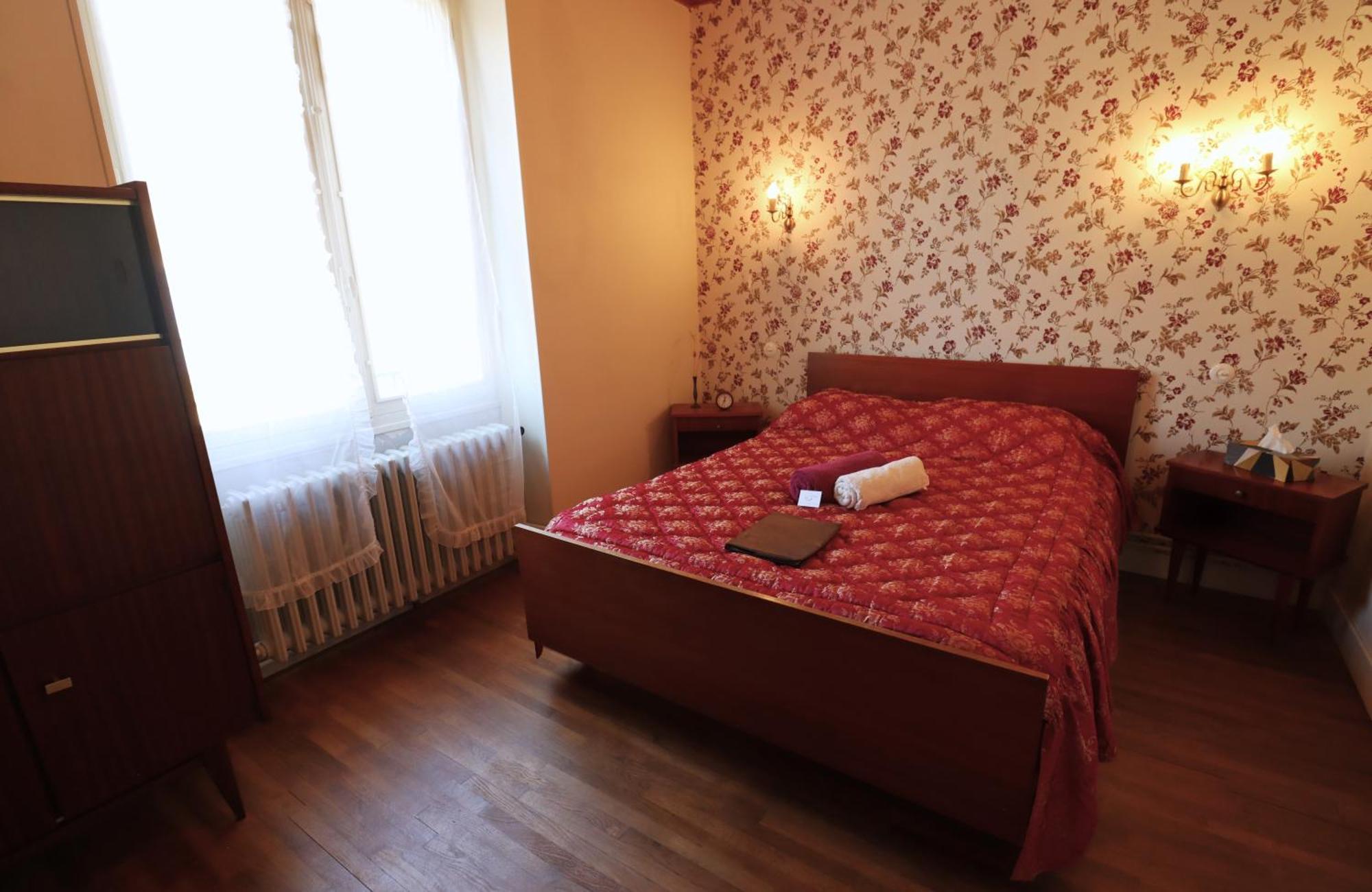 Location De Chambres Bienvenue Chez Meme Treigny Bagian luar foto