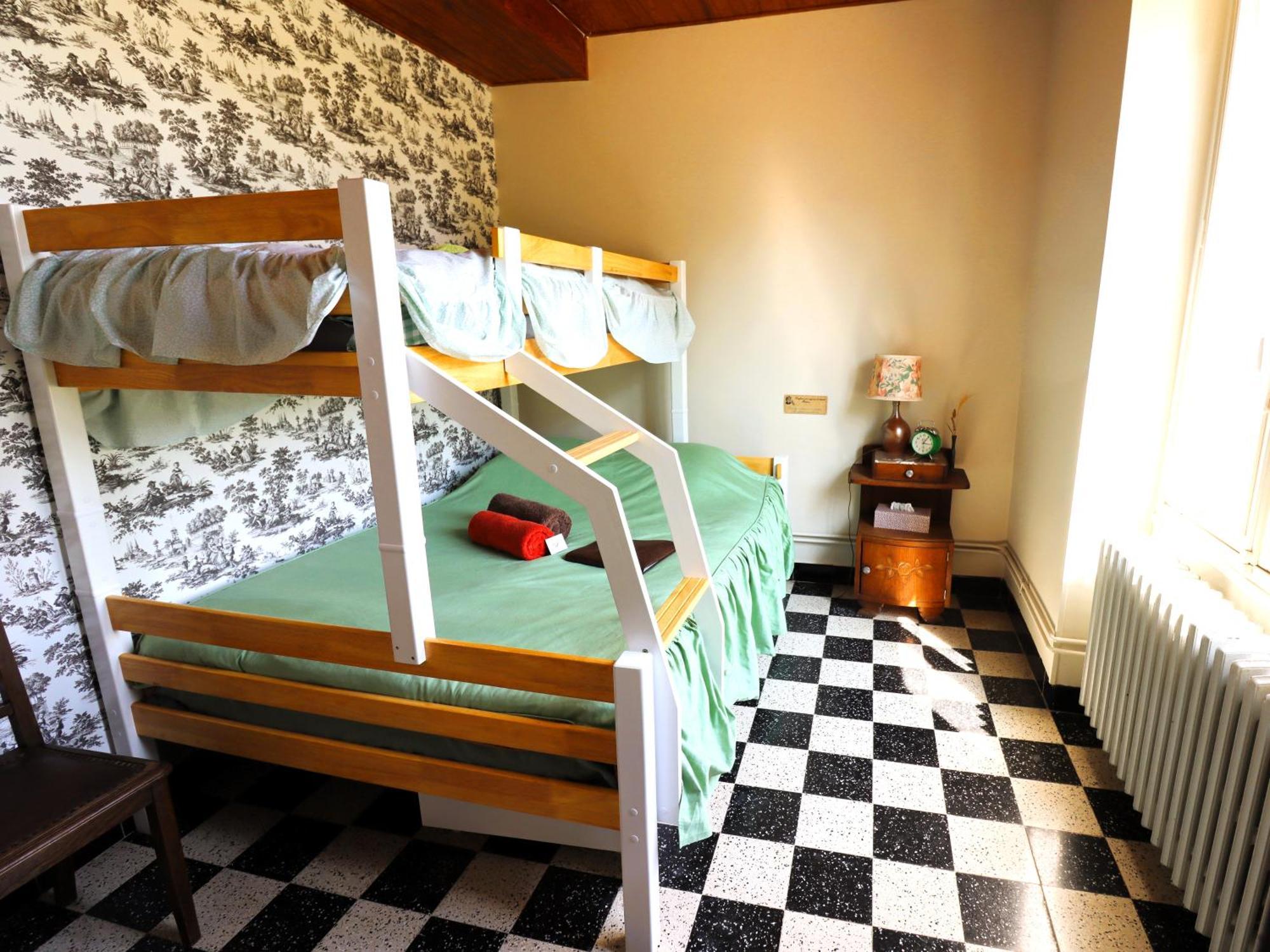 Location De Chambres Bienvenue Chez Meme Treigny Bagian luar foto